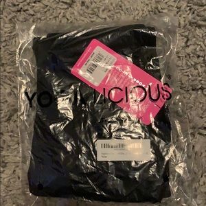 SALE 😍😍leggings. yogalicious